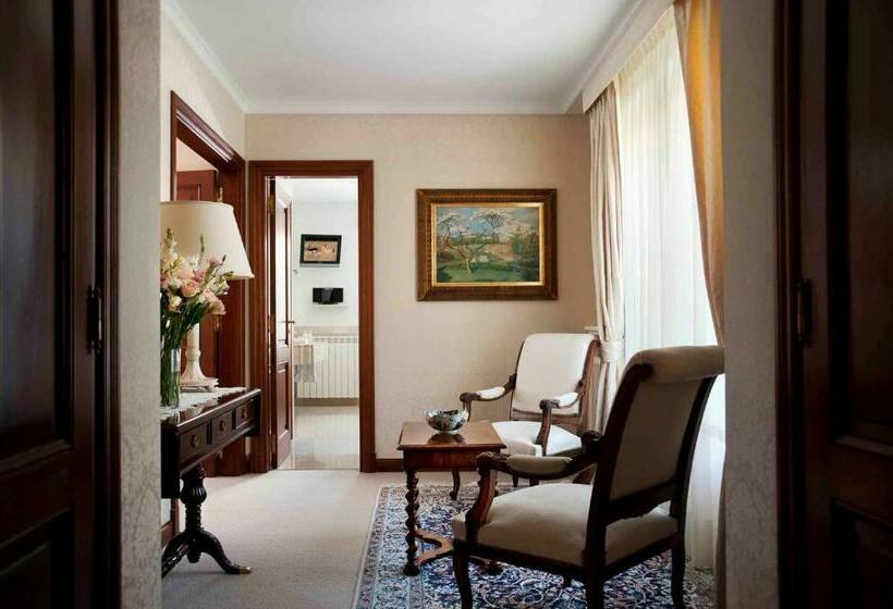 جناح ديلوكس, Estancia La Estrella