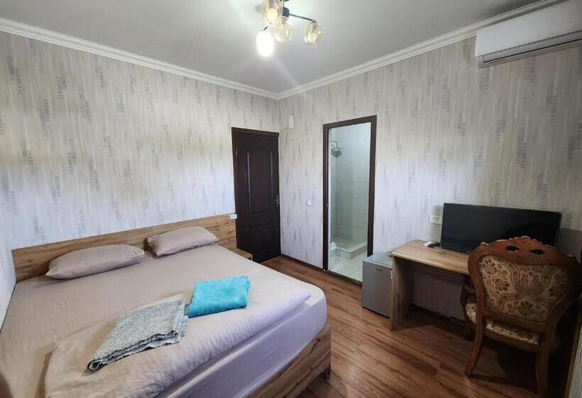 اتاق استاندارد, Green House Hostel