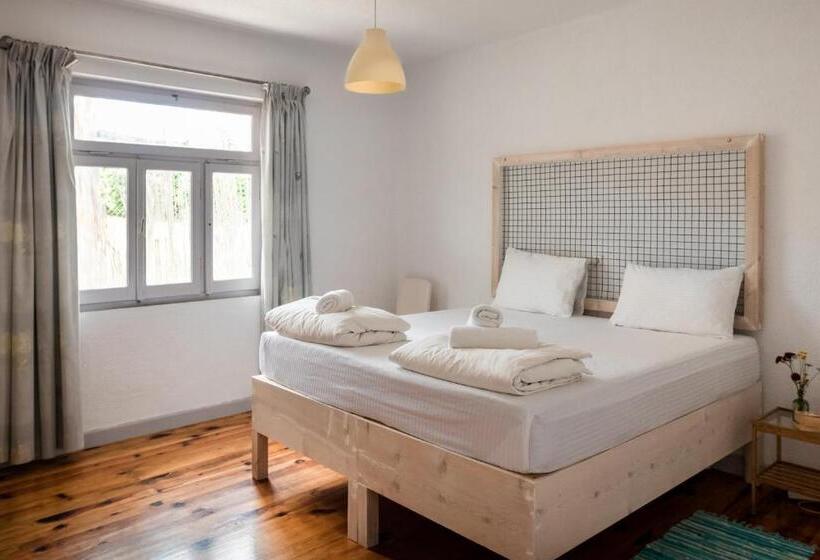 Deluxe Szoba, Himara Hostel