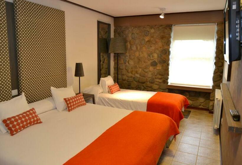 غرفة قياسية ثلاثية, Aca El Calafate