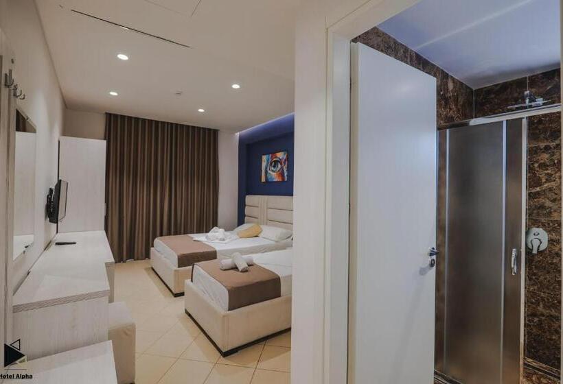 اتاق استاندارد سه تخته با بالکن, Alpha