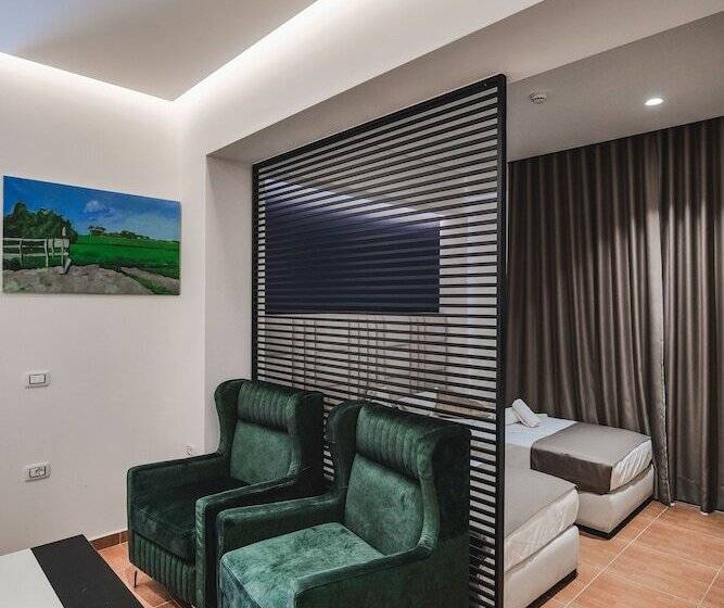 اتاق لوکس چهار تخته, Alpha