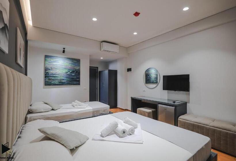 اتاق استاندارد سه تخته با بالکن, Alpha