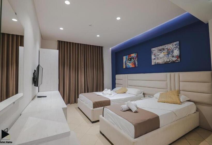 اتاق استاندارد سه تخته با بالکن, Alpha
