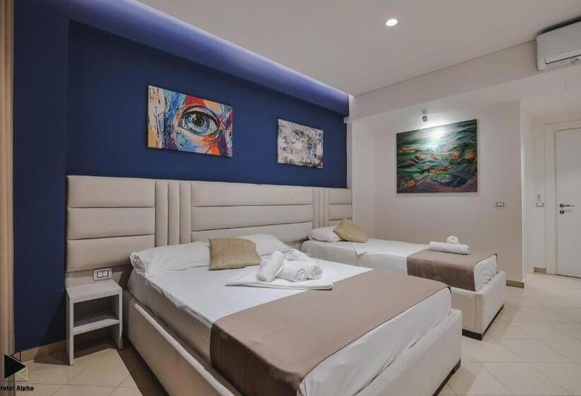 اتاق استاندارد سه تخته با بالکن, Alpha
