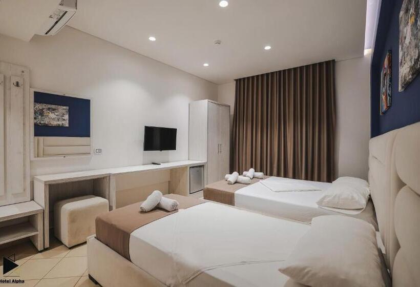 اتاق استاندارد سه تخته با بالکن, Alpha