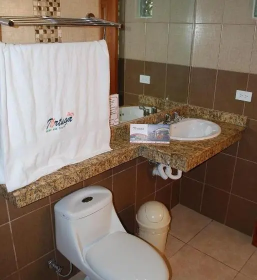 スーペリアの４人部屋, Galapagos Tortuga Bay