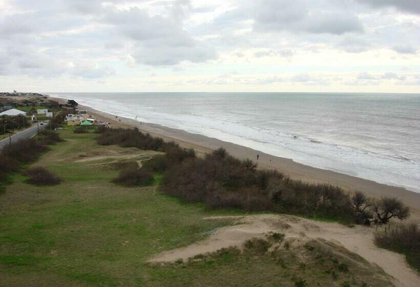 高级房间侧面带海景, Golf Internacional