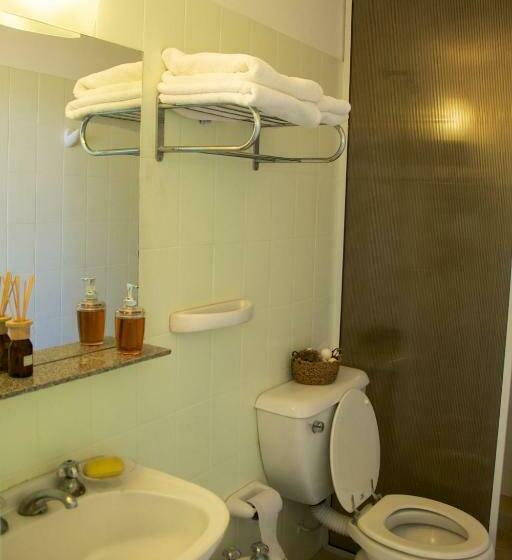 侧面海景标准三人间, Golf Internacional