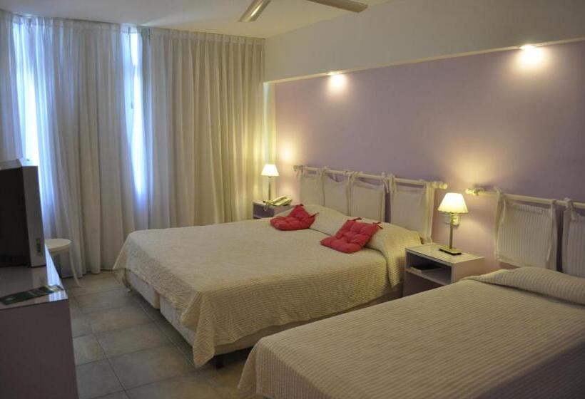 高级三人间, Golf Internacional