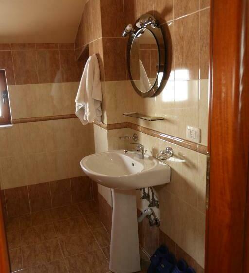 스위트, Guesthouse Bimbli