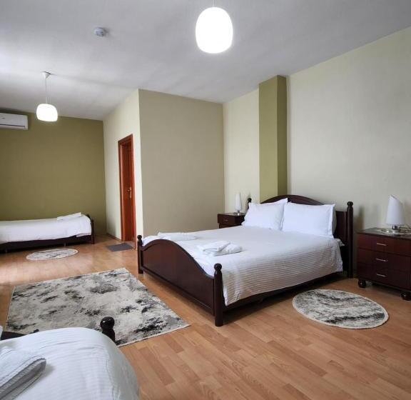 스위트, Guesthouse Bimbli