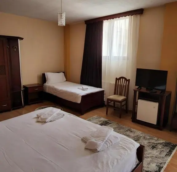 سوییت, Guesthouse Bimbli