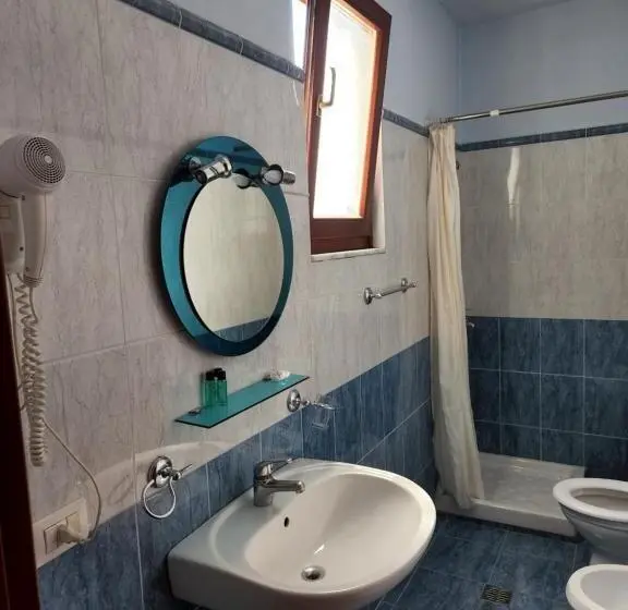 اتاق استاندارد سه نفره, Guesthouse Bimbli