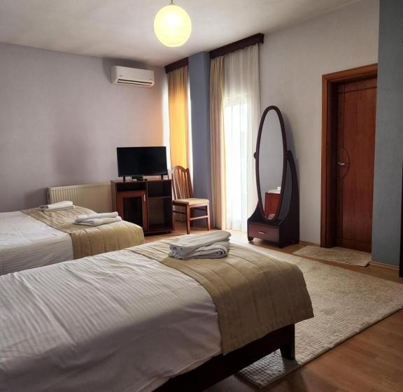 스탠다드 트리플 룸, Guesthouse Bimbli