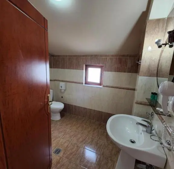 Suite with lake view, Guesthouse Bimbli