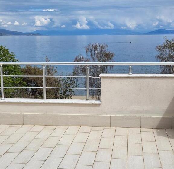 Suite with lake view, Guesthouse Bimbli