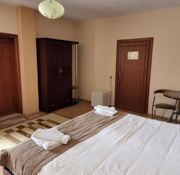 스탠다드 트리플 룸, Guesthouse Bimbli