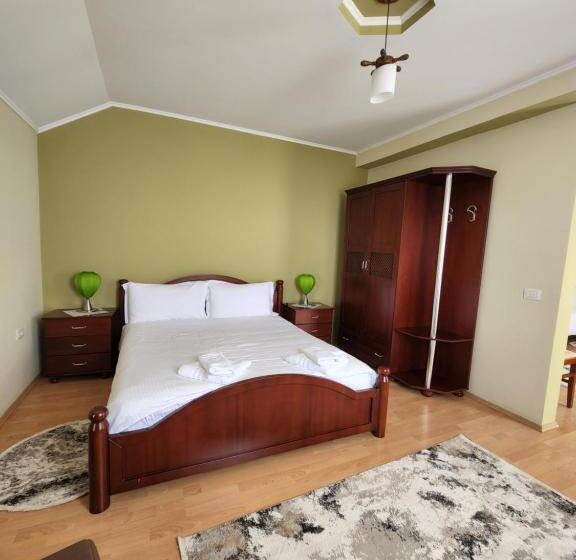 Suite with lake view, Guesthouse Bimbli