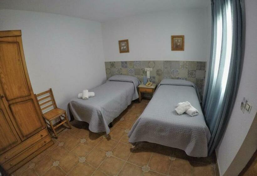 Quarto Estandar, Hostal Canalejas
