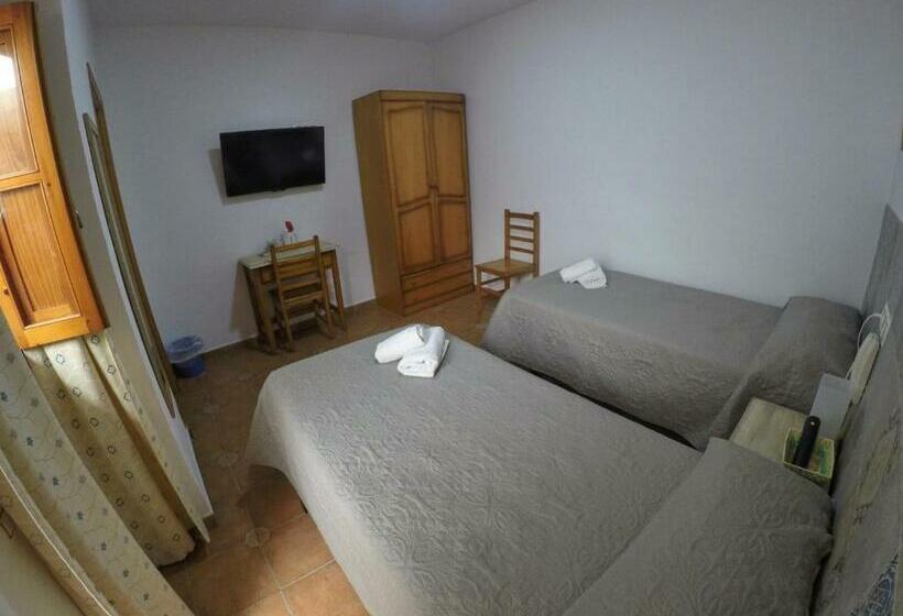 Quarto Estandar, Hostal Canalejas