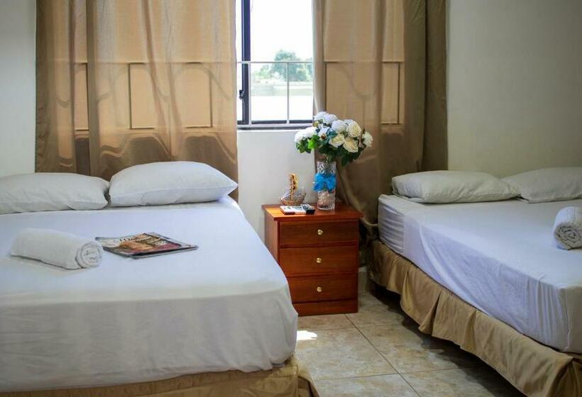 غرفة قياسية رباعية, Isabella