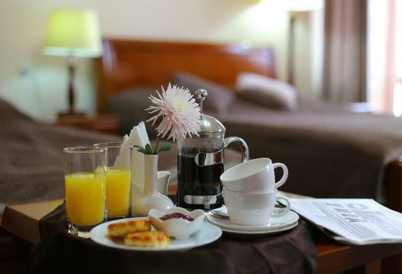 اتاق استاندارد, Khujand Grand