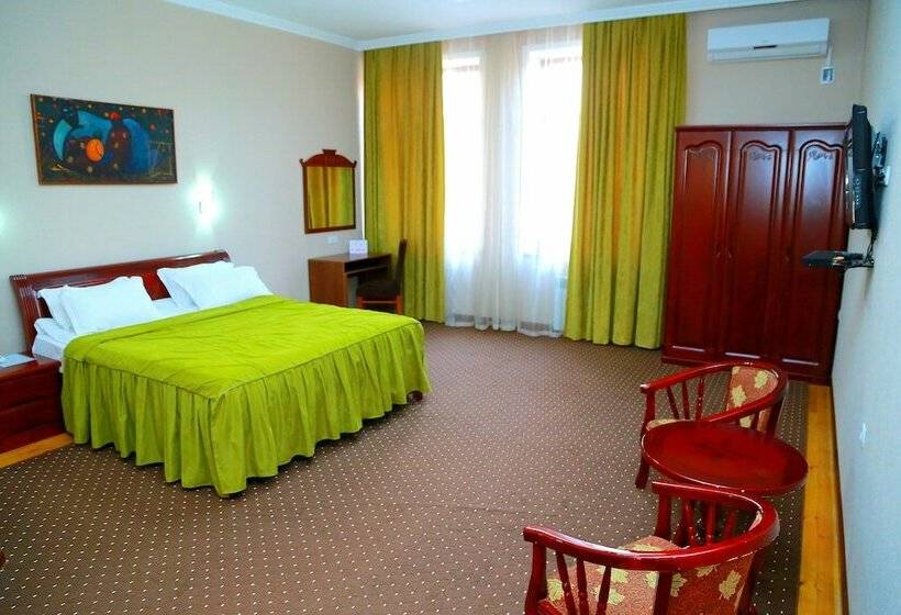 اتاق استاندارد یک نفره, Khujand Grand