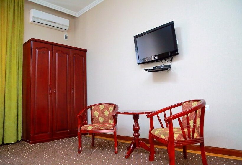 اتاق استاندارد یک نفره, Khujand Grand