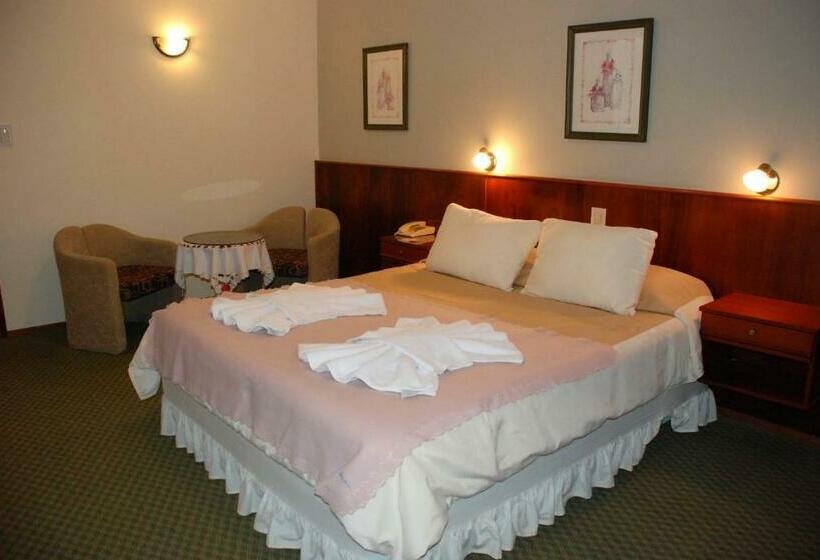 デラックスルーム, La Posta