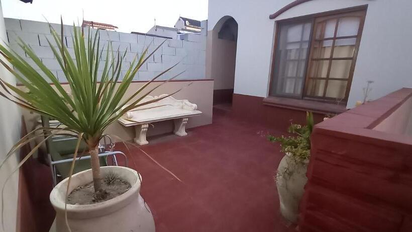 דירת חדר, Posada Del Infinito