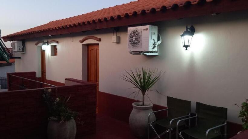 חדר סטנדרט לארבעה, Posada Del Infinito