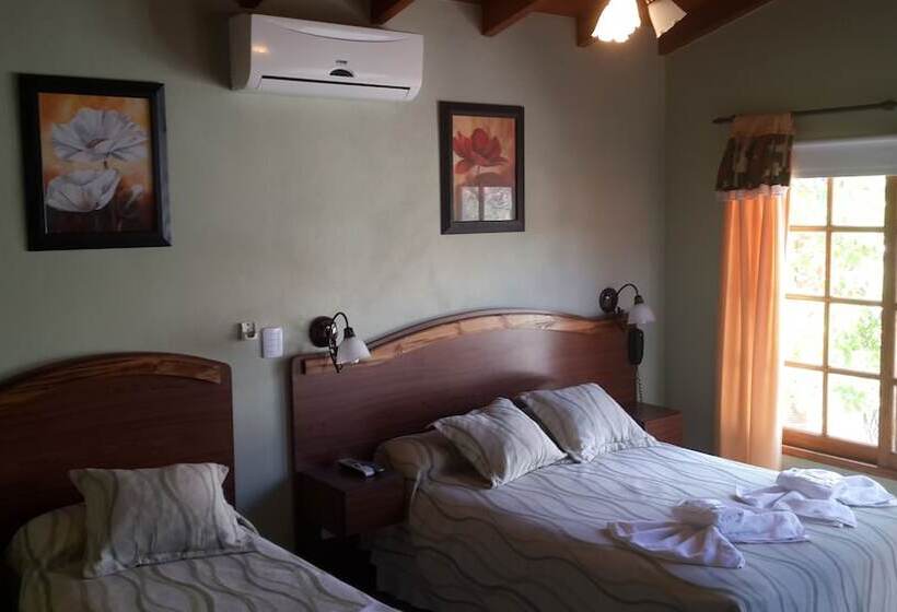 דירת חדר, Posada Del Infinito