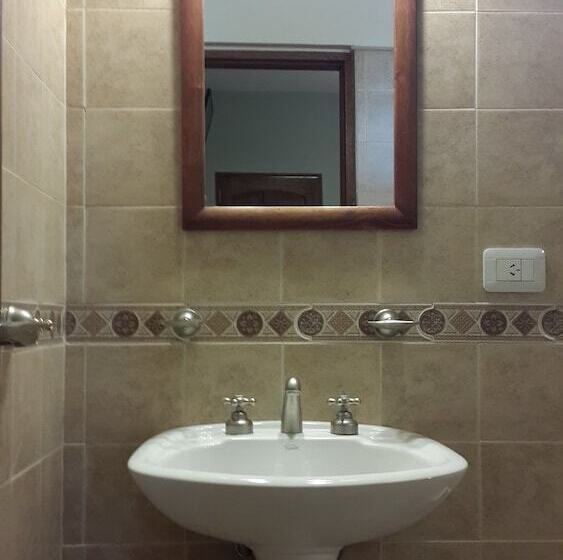 חדר סטנדרט לארבעה, Posada Del Infinito