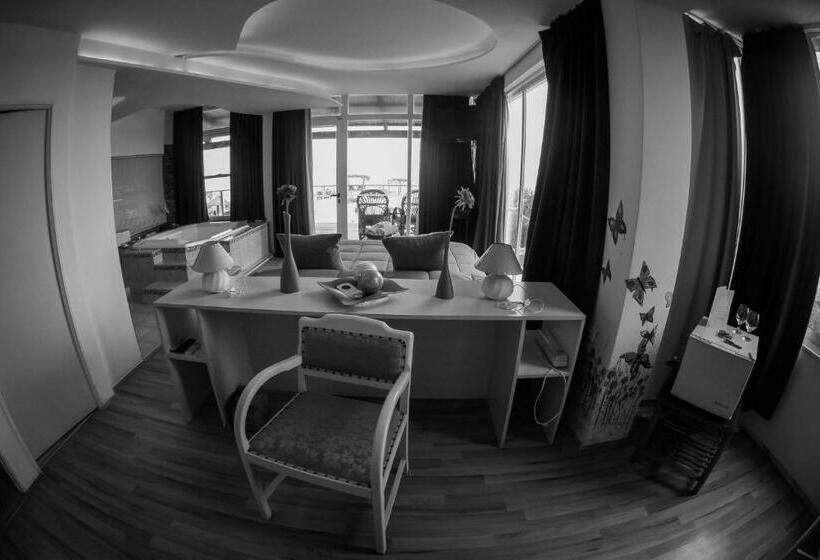 Номер Deluxe Вид на Море с Балконом, Punta Encanto Posada Boutique