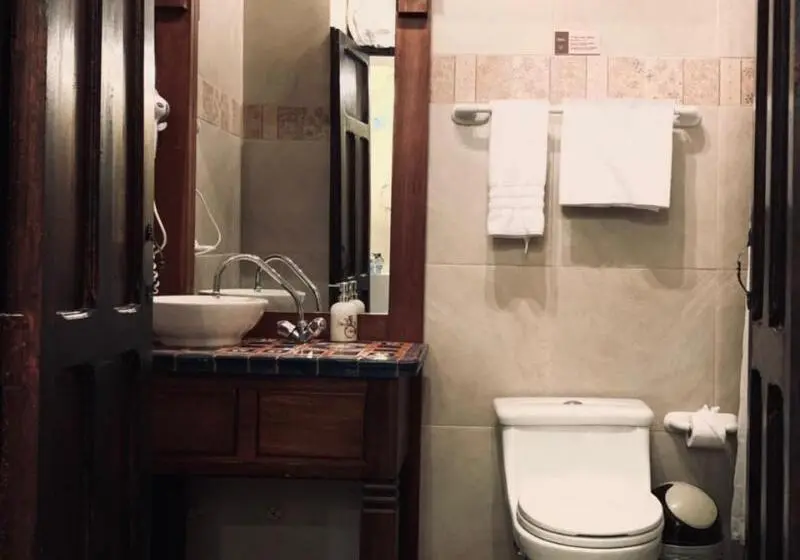 Deluxe-huone King-vuode, Roka Plaza Hotel Boutique