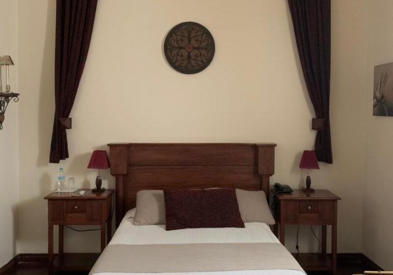 اتاق استاندارد, Roka Plaza Hotel Boutique