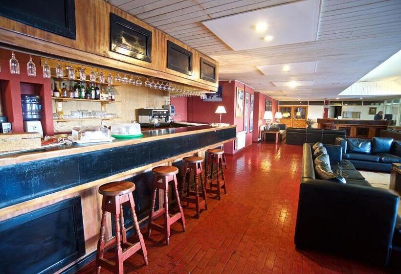 スタンダードバンガロー, Y Cabañas Del Nevado