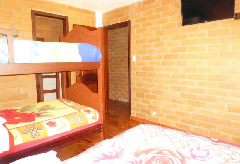 4인용 스탠다드 룸, Hostal Nomada