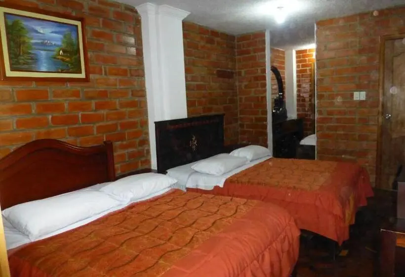 Vuode Makuusalissa, Hostal Nomada
