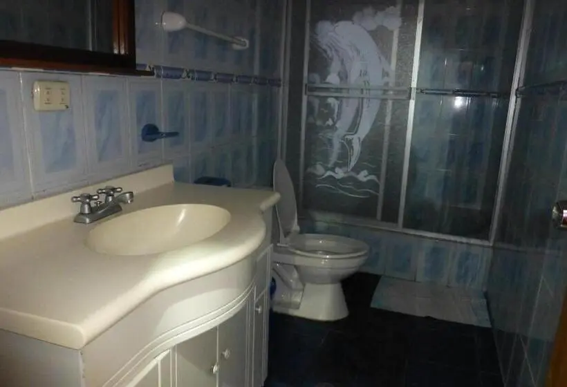 Vuode Makuusalissa, Hostal Nomada