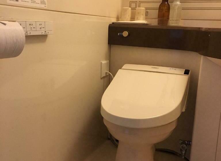 标准单人间, City Hotel Air Port In Prince