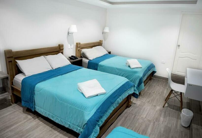 StandaardKamer, Ciudad Latin Palace