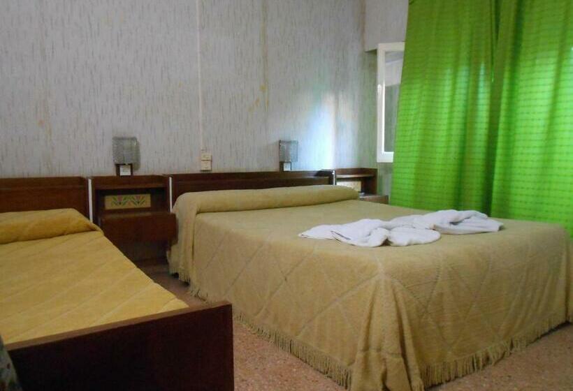 스탠다드 트리플 룸, Danubio