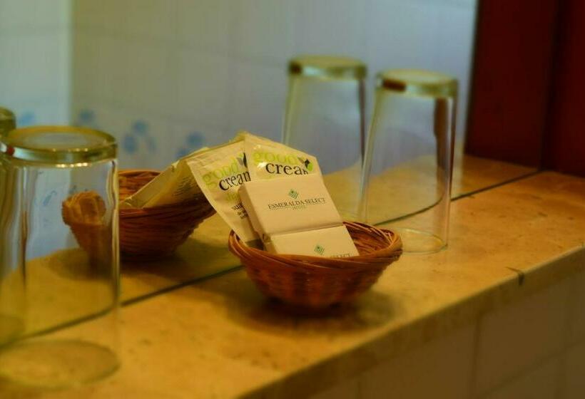 חדר סטנדרט, Esmeralda Select