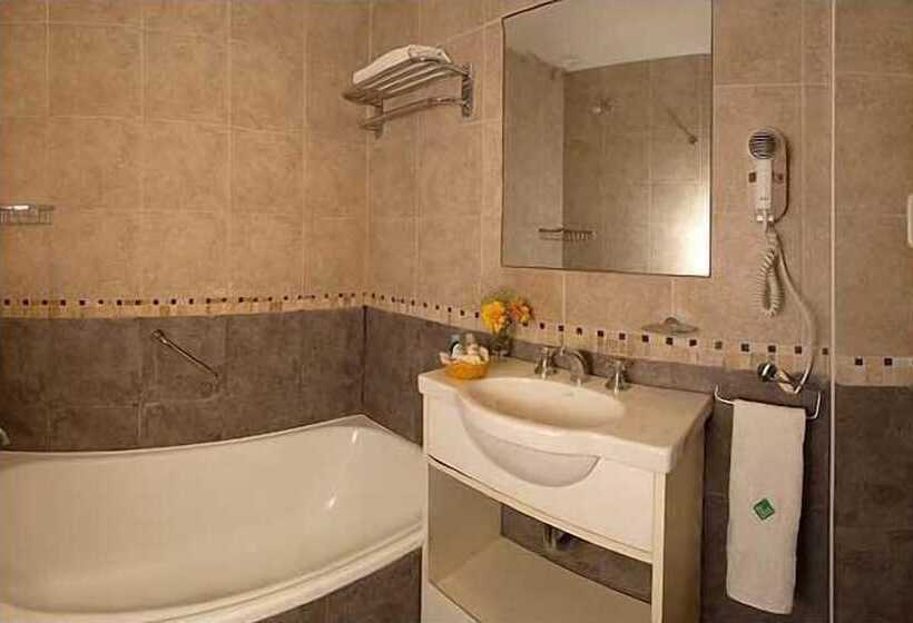 חדר דלוקס, Esmeralda Select