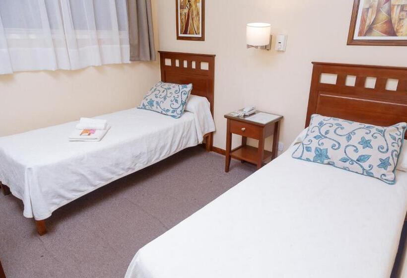 Standaard Driepersoonskamer, Federico I