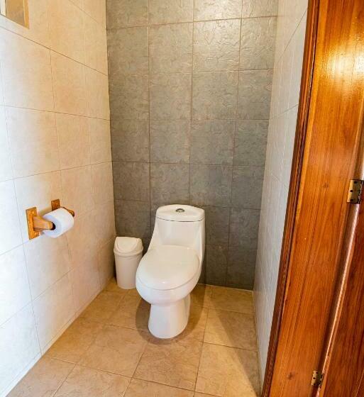 غرفة عائلية, La Estelita