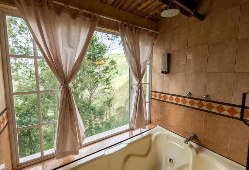 جناح عائلي, La Estelita