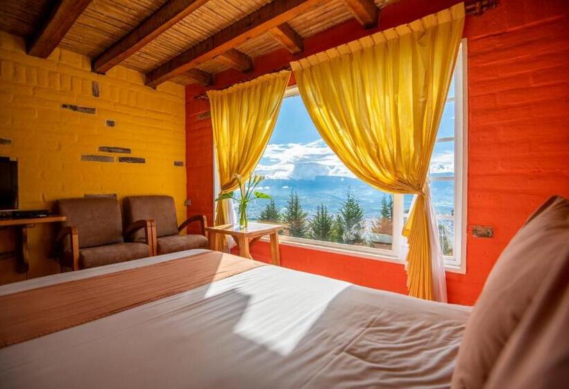 غرفة قياسية ثلاثية, La Estelita